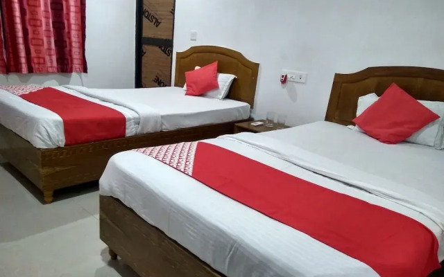 OYO 22721 Hotel Maya Buddha