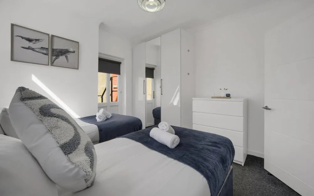 Spacious Cardiff Central Fast Wifi Netflix