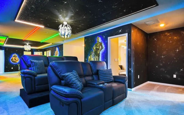 Fancy Game Theater 10br Villa W/pool/spa Disney