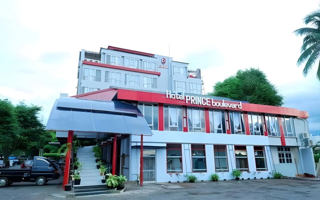 OYO 1318 Hotel Prince Boulevard