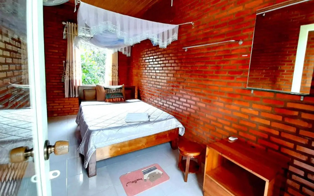 Cattien Backpackers Hostel