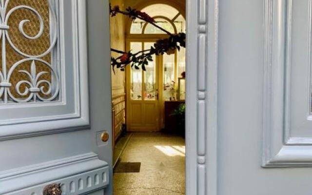 Maison MIELOU