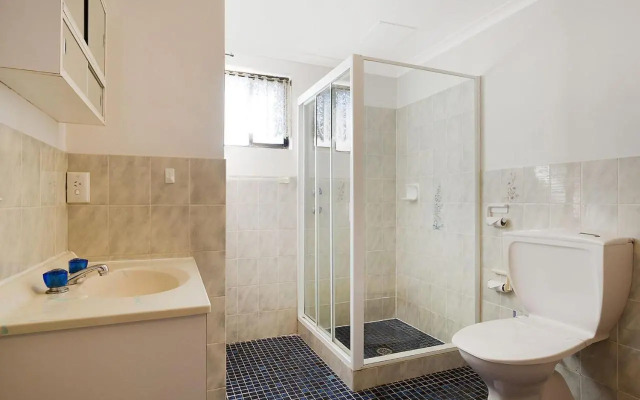 Pacific Pines Unit 4