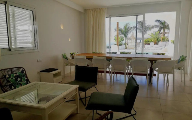 VILLA8