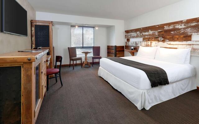 Hotel Becket Lake Tahoe