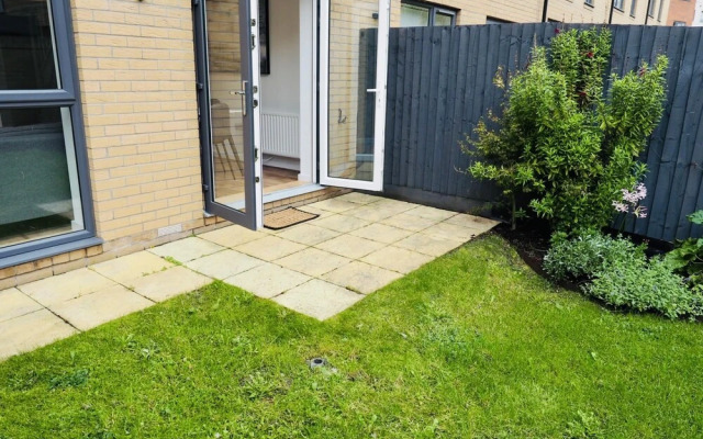 SA Today Firepool Cres Taunton Fibre Wi-fi Netflix