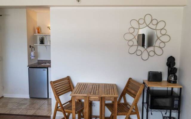 Hawaiian Monarch #708