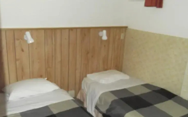 Lynton Lodge Motel