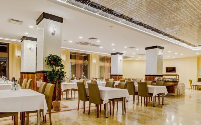 Kaynesia Hotel
