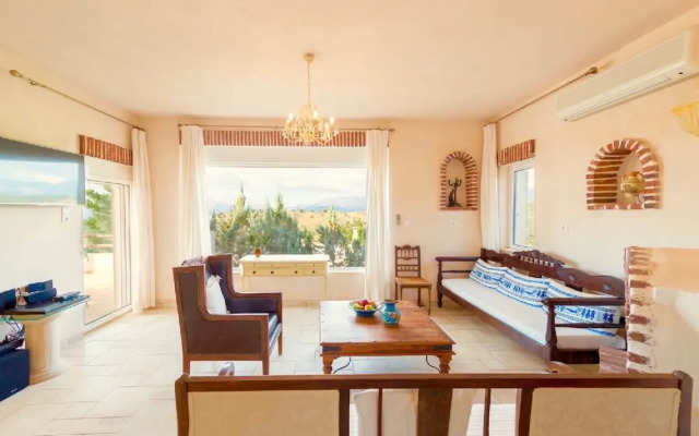 Myrsini Villa by LeaderStay