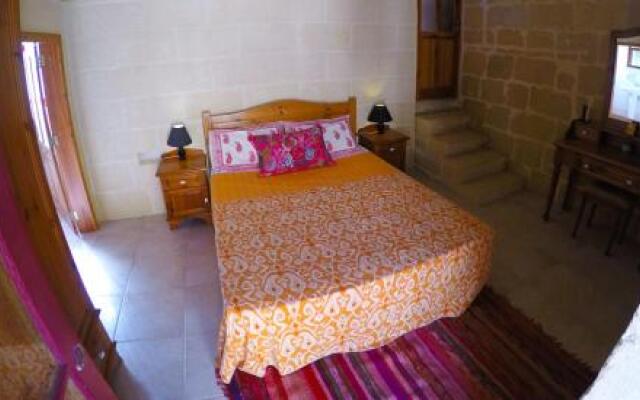 Shanti Ghar Gozo B&B