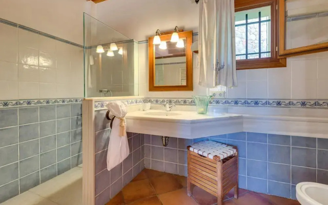 New! Villa Alaro by Priority