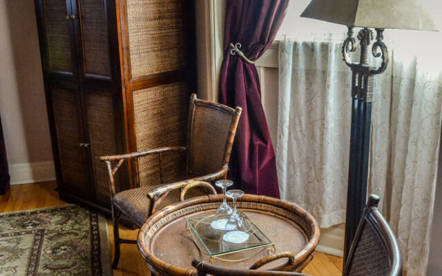 Inn at the Villa
