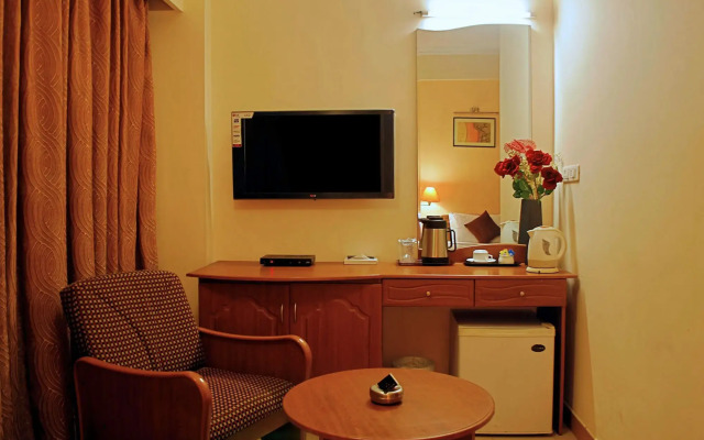 The Hotel Royal Plaza
