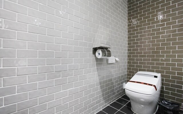 Hotel Page