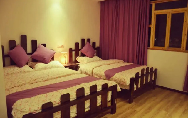 Zhaoxing Ruyuan Family Inn
