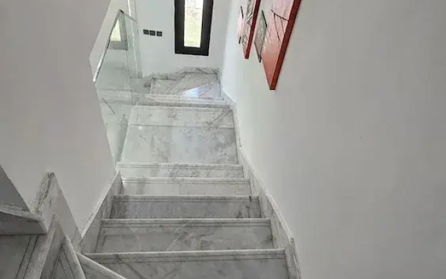 Dubai- 1bhk Villa Townhouse