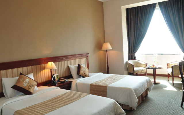 Starcity Halong Bay Hotel