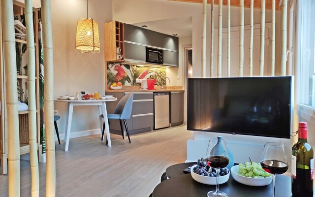 Sea & Cliff Luxury Suites byCorfuescapes