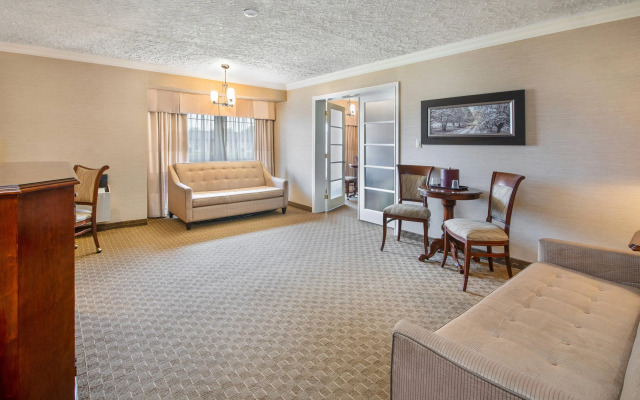 Rodeway Inn Festival