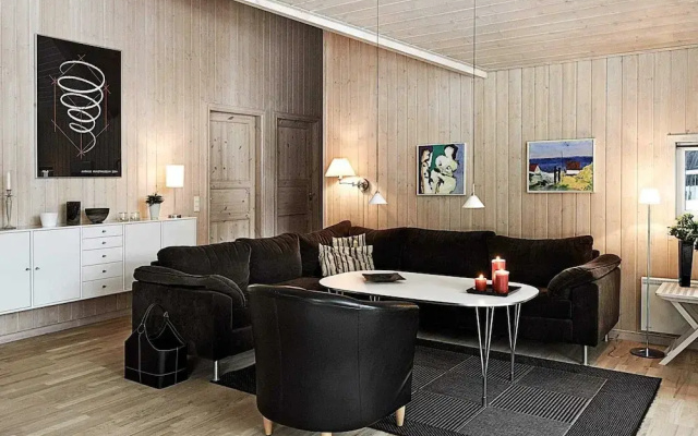 5 Star Holiday Home in Albaek