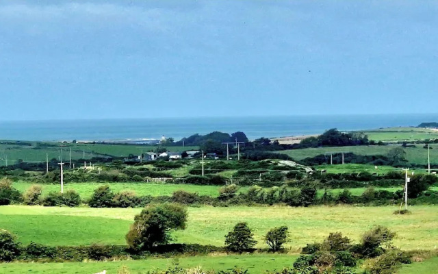 Seaside Bliss Retreat - 5 Bedroom House