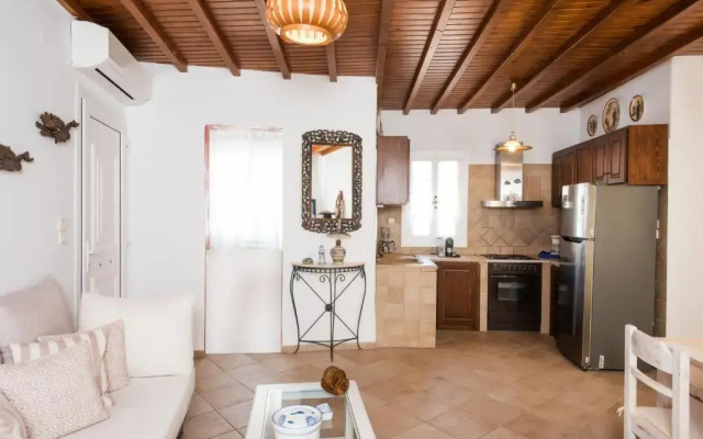Escape to Mykonos - Entire place by Ornos beach