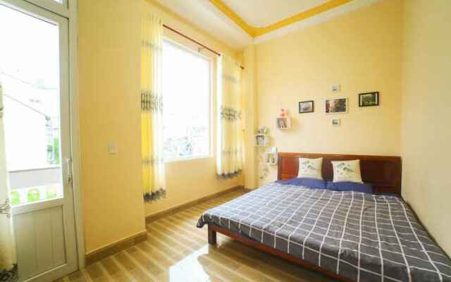 4 Quarters Homestay Dalat