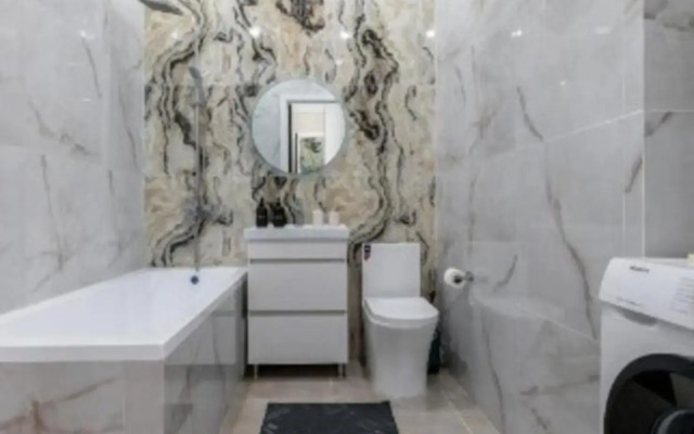 Apartments on Turan Avenue 50/5