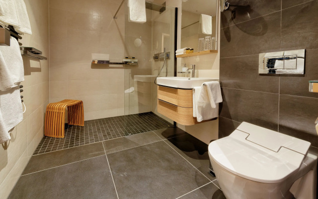 Donautica Hotel & Restaurant