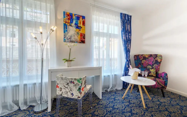 House One Guesthouse