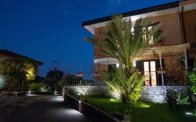UP&B Rooms