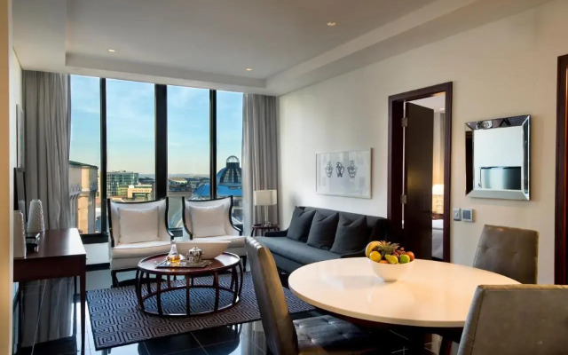 DaVinci Suites