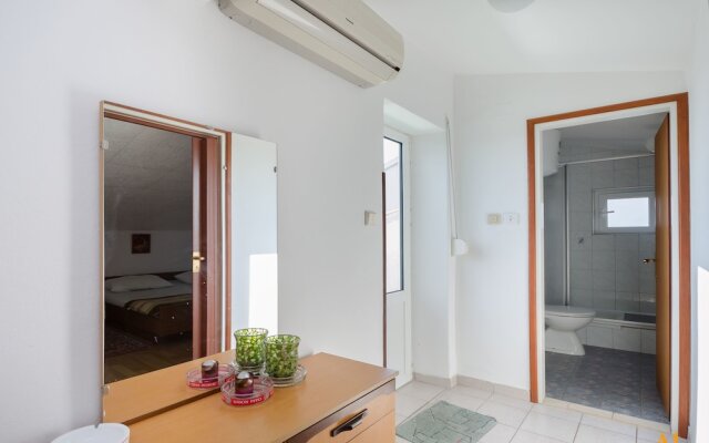 Apartments and Rooms Kata