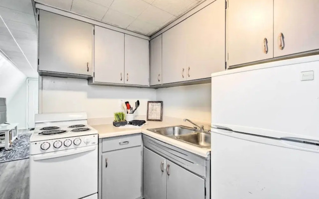 Charming Evanston A-frame: Dog Friendly!