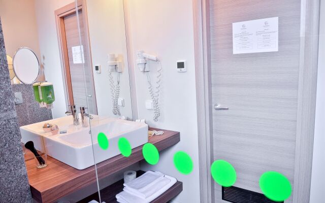 Capitolina City Chic Hotel