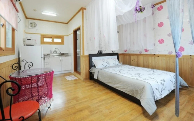 Damyang Clover Pension