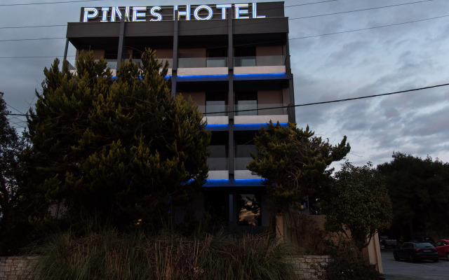 Pines Hotel