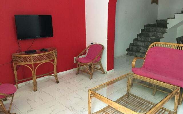 OYO StayOut Villa 2BHK Near Tito's Lane