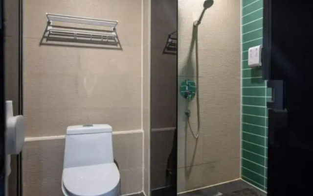 GreenTree Inn Shanghai Haiqi Road