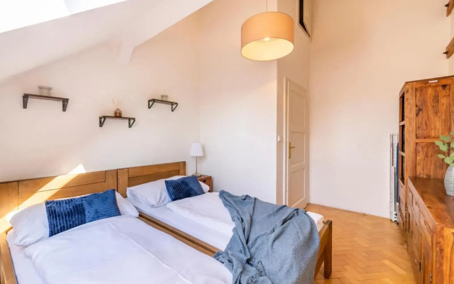 Štupartská 9 - Tyn Church View Apartment with terrace