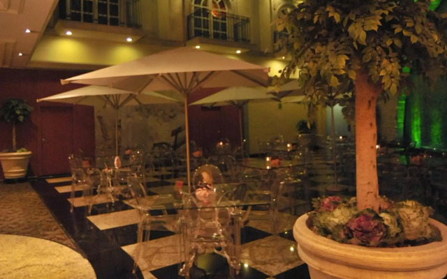 The Green Park Hotel