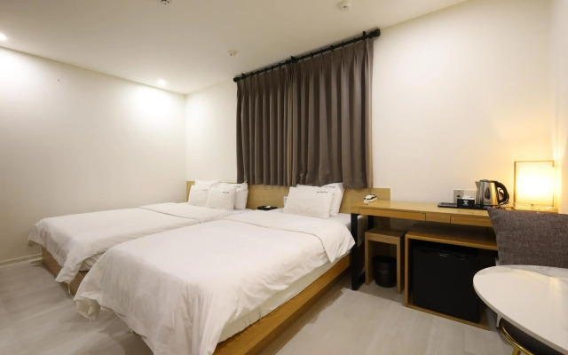 TRT Hotel