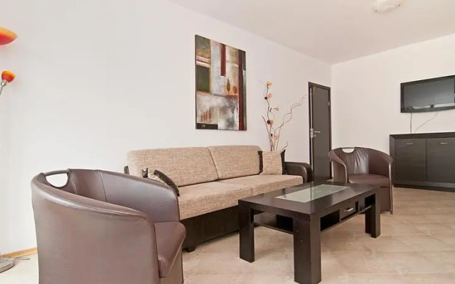 PMG Laguna Apartments