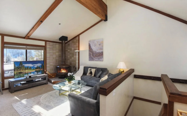 Valley View Bliss Nearby Bike Trails & Beach