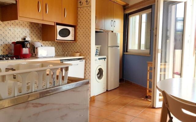 Cozy Apartment near the beach