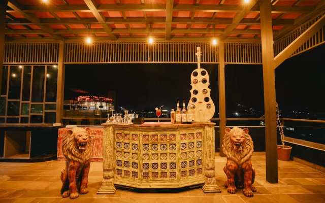 The Ramvilas - A Rooftop Lake View Hotel in Udaipur