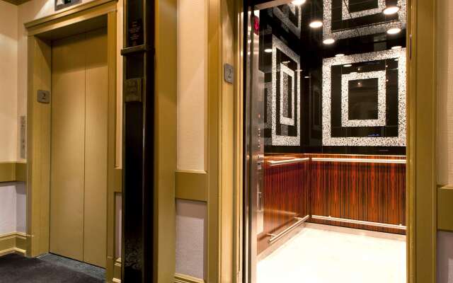 Hotel deLuxe
