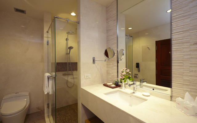 Lao Plaza Hotel