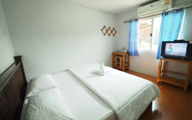 Chuan Chom Guesthouse